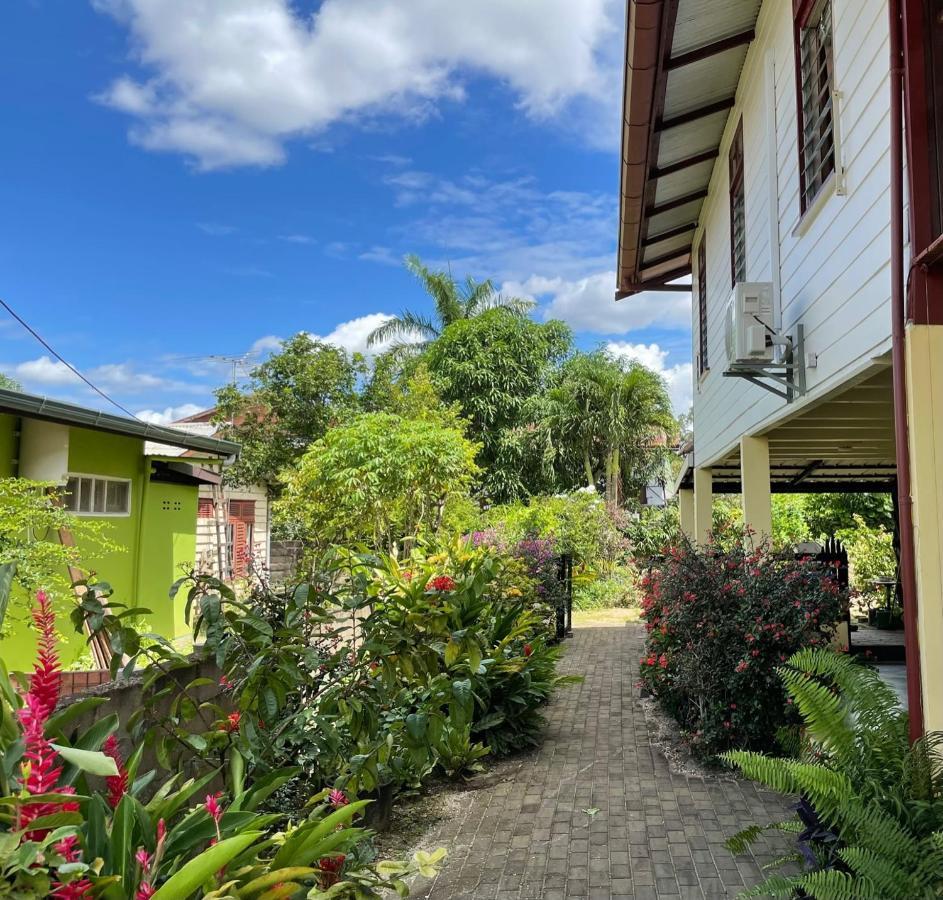 Max Garden And Pool Apartman Paramaribo Kültér fotó