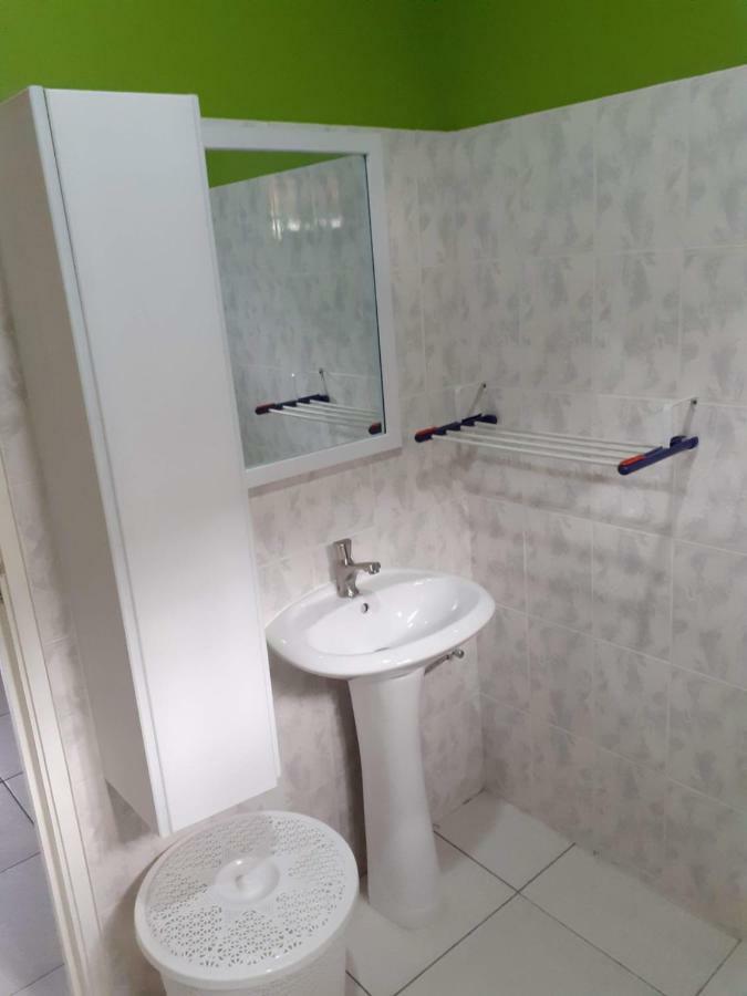 Max Garden And Pool Apartman Paramaribo Kültér fotó